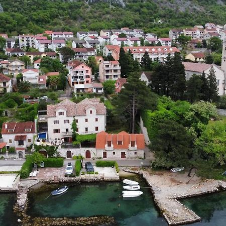 Villa Luxury Stone On The Sea With Private Pool And View Kotor Exteriör bild