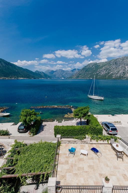 Villa Luxury Stone On The Sea With Private Pool And View Kotor Exteriör bild