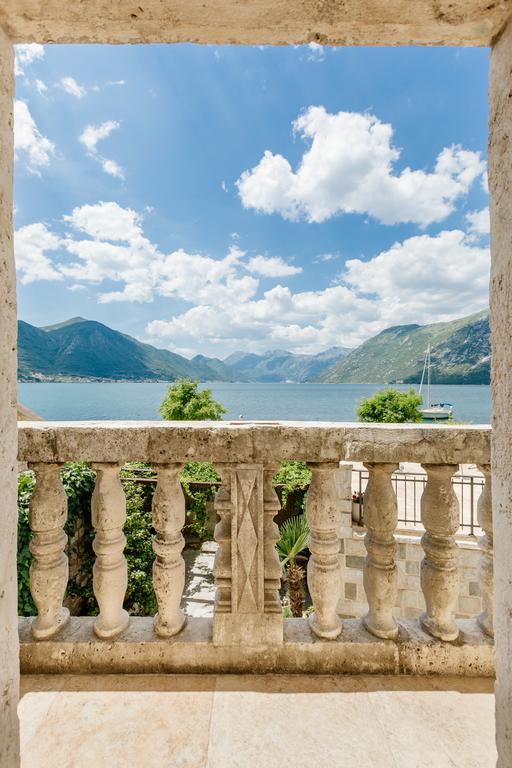 Villa Luxury Stone On The Sea With Private Pool And View Kotor Exteriör bild