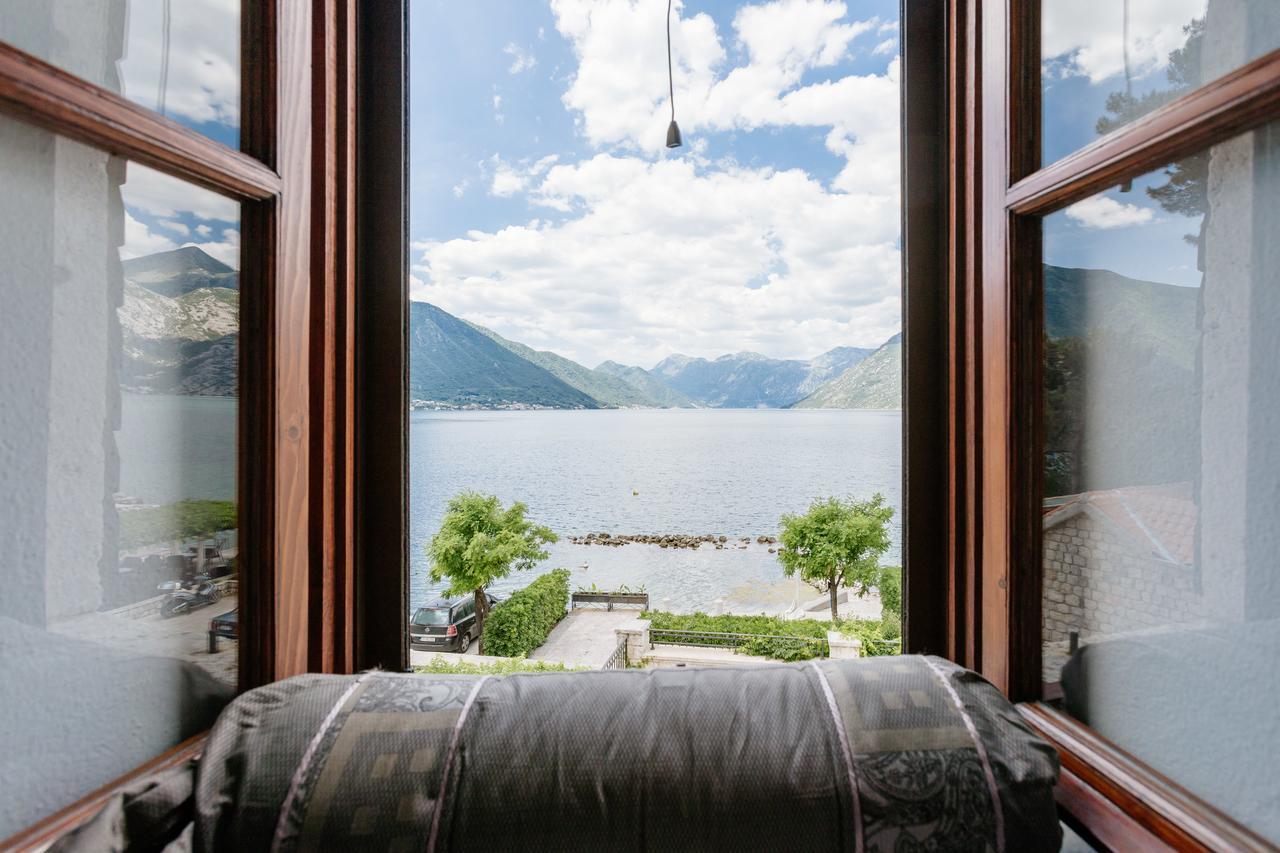Villa Luxury Stone On The Sea With Private Pool And View Kotor Exteriör bild