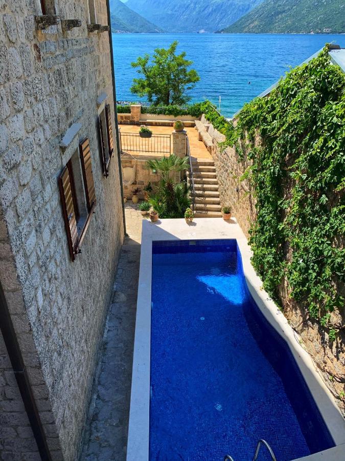 Villa Luxury Stone On The Sea With Private Pool And View Kotor Exteriör bild